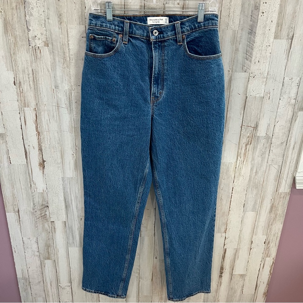 Abercrombie & Fitch The ‘90s Straight Ultra High Rise Curve Love Jeans